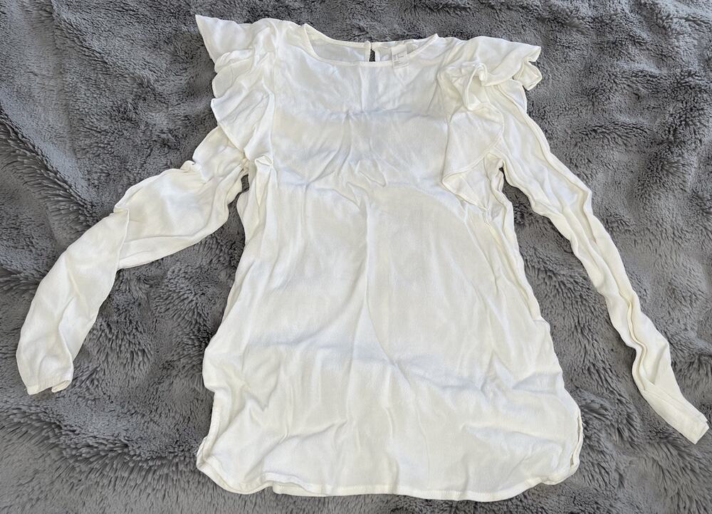 H&M Women’s Top Size 2 White Ruffle Round Neck Button Soft Lightweight Shirt